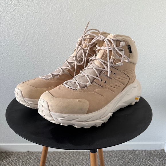 HOKA Kaha 2 GTX Hiking Boots – Beige/Sand (Limited release, rare) - Picture 1 of 6